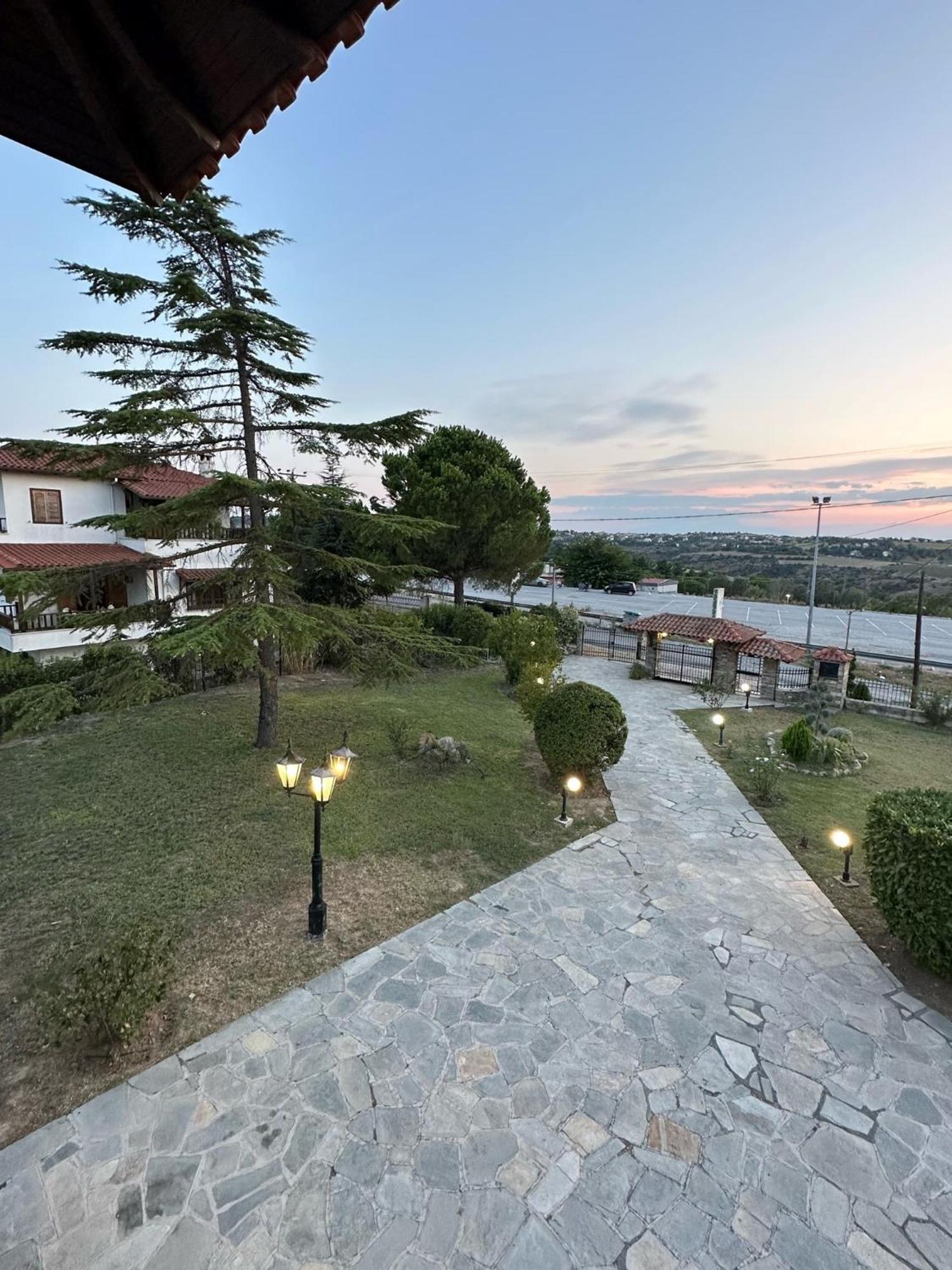 Archontiko Alexandros Luxury Suites Kardiá Extérieur photo